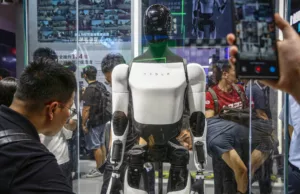 Tesla faces major hurdle as humanoid robot development hits unexpected snag: ‘They have not yet looked into modifying’ Tesla faces major hurdle as humanoid robot development hits unexpected snag: 'They have not yet looked into modifying'