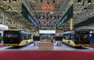 BYD unveils B13.b intercity electric bus with 700-kilometer range BYD unveils B13.b intercity electric bus with 700-kilometer range