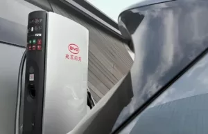 China’s BYD is rolling out lightning-fast charging in Europe and Tesla can’t keep up China’s BYD is rolling out lightning-fast charging in Europe and Tesla can’t keep up