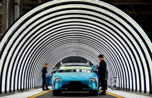 China’s Electric Vehicle Factories Have Become Tourist Hotspots China's Electric Vehicle Factories Have Become Tourist Hotspots