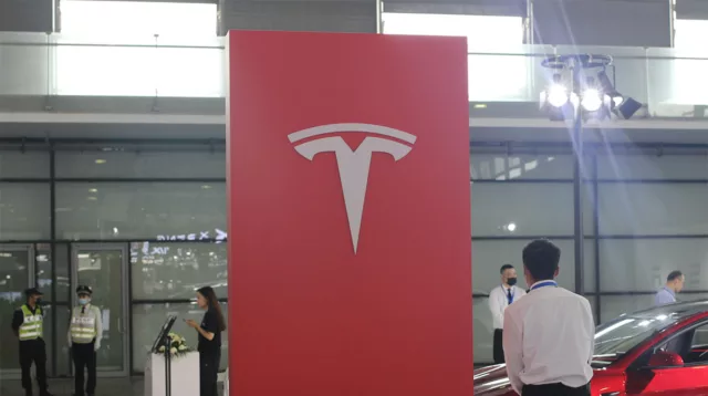Tesla equipping Shanghai Megafactory with 'giant power bank' Tesla equipping Shanghai Megafactory with 'giant power bank'