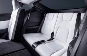 Tesla teases new Model Y 7-seater option Tesla teases new Model Y 7-seater option