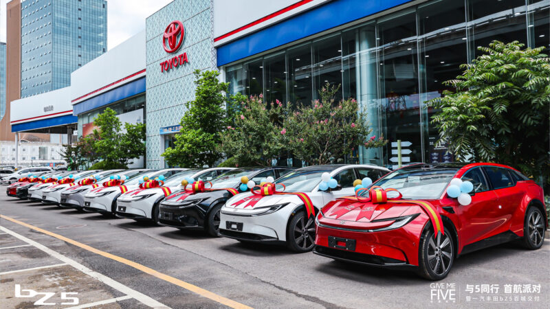 Toyota bZ5 coupe SUV started deliveries in China with BYD battery