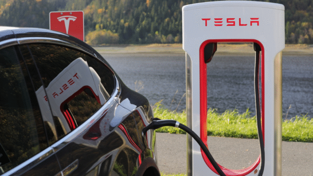 TSLA: Tesla plans to build its first Chinese grid-scale Battery Storage Station