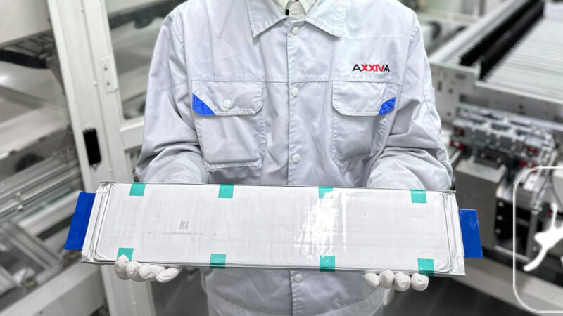 Engineering samples of solid-state battery from a Chery-backed company produced in China