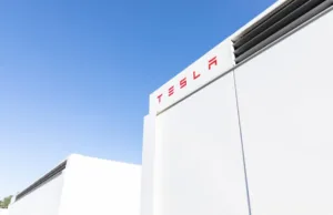 Tesla Battery Pivot Sparks ETF Rotation: America In, China Out? Tesla Battery Pivot Sparks ETF Rotation: America In, China Out?