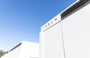 Tesla Battery Pivot Sparks ETF Rotation: America In, China Out? – First Trust NASDAQ Clean Edge Smart Grid Infrastructure Index Fund (NASDAQ:GRID), iShares Global Clean Energy ETF (NASDAQ:ICLN) Tesla Battery Pivot Sparks ETF Rotation: America In, China Out? - First Trust NASDAQ Clean Edge Smart Grid Infrastructure Index Fund (NASDAQ:GRID), iShares Global Clean Energy ETF (NASDAQ:ICLN)