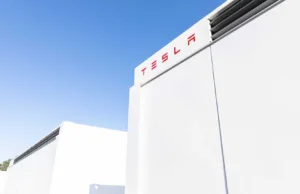Tesla Inks $4.3 Billion Deal For American-Made LFP Batteries: Report Tesla Inks $4.3 Billion Deal For American-Made LFP Batteries: Report