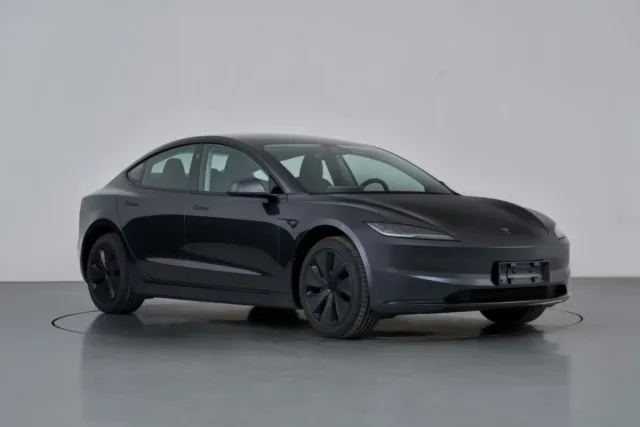 Tesla Prepares to Launch Longest-Range Model 3 Variant in China