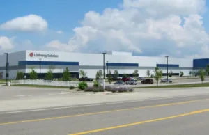 Tesla signs $4.3 billion battery deal with LG, reducing China reliance, report says Tesla signs $4.3 billion battery deal with LG, reducing China reliance, report says