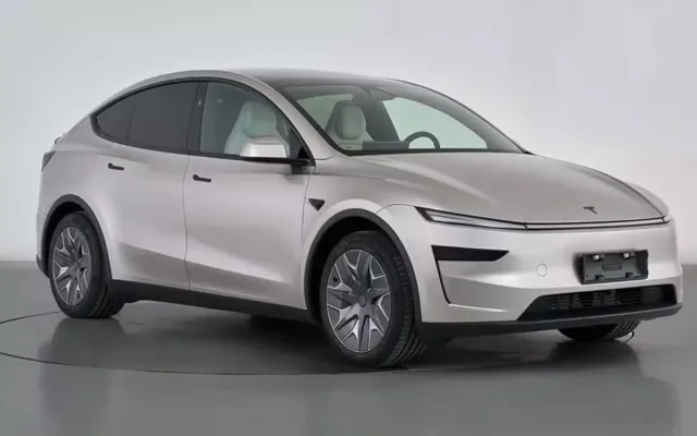 Tesla unveiled a new stretched three-row Model Y only available in China