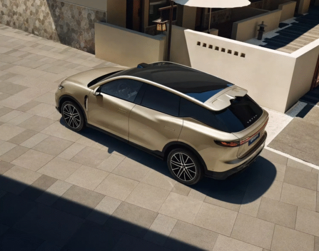 Voyah Courage interior revealed ahead of August launch, featuring Huawei’s ADS 4.0