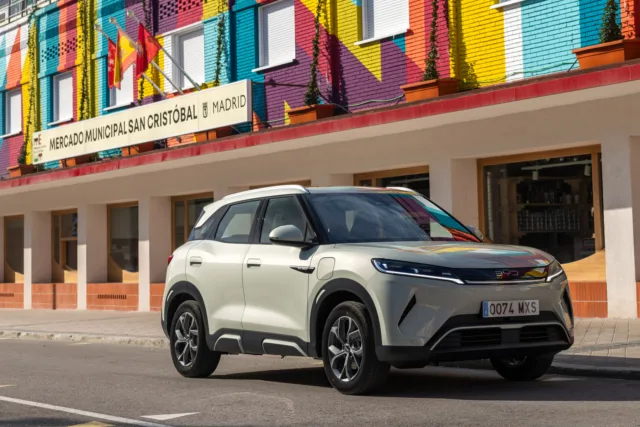 BYD announces UK pricing and specifications for new Atto 2