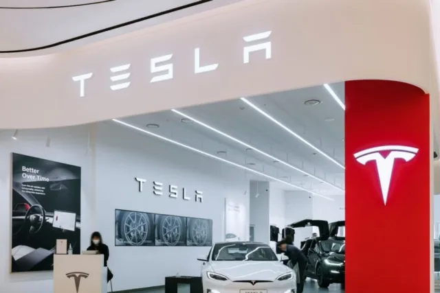 Elon Musk's Tesla Slips in China: Weekly Sales Down 12%, But Q2 Still Up 46%