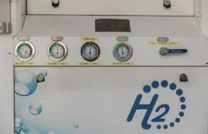 Green Hydrogen Projects in Asia Offer Lifelines to Troubled Technology Green Hydrogen Projects in Asia Offer Lifelines to Troubled Technology