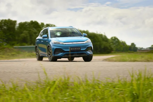 Is BYD the Smartest Investment You Can Make Today? @themotleyfool #stocks $BYDDY
