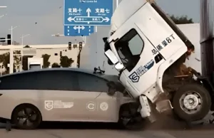 Li Auto issues statement after i8 crash test involving Dongfeng truck sparks debate Li Auto issues statement after i8 crash test involving Dongfeng truck sparks debate