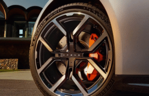 New Xpeng P7 sedan scissor doors edition revealed with exclusive paint and features New Xpeng P7 sedan scissor doors edition revealed with exclusive paint and features