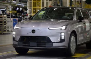 Production of the all-new Volvo XC70 with 1,200 km range begins in China Production of the all-new Volvo XC70 with 1,200 km range begins in China