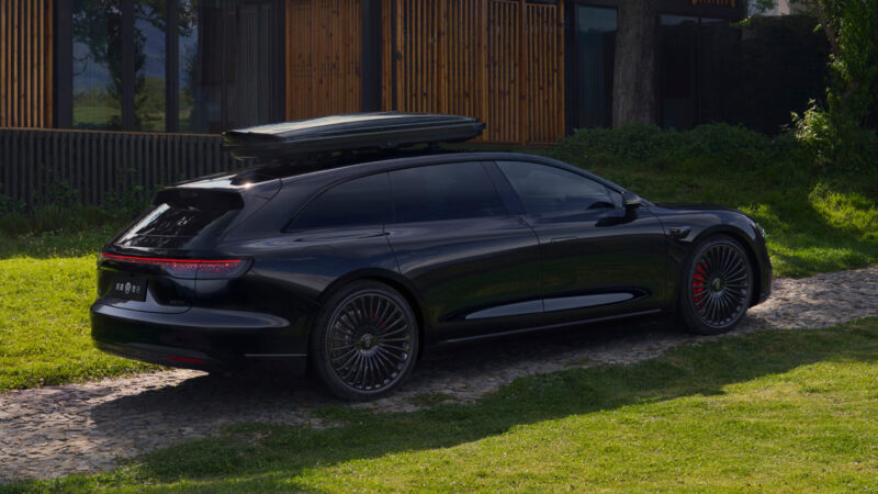 Stelato S9T station wagon got 20,000 orders in 24 hours in China