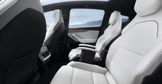 Tesla officially launches Model YL with 6 seats, starting at ~$47,000