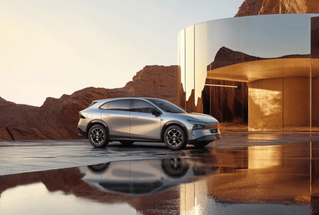 In 10 years, electric cars will only be half the global market