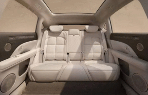 New IM LS6 SUV launches with EREV and BEV options, gets 10,000 firm orders in 27 minutes New IM LS6 SUV launches with EREV and BEV options, gets 10,000 firm orders in 27 minutes