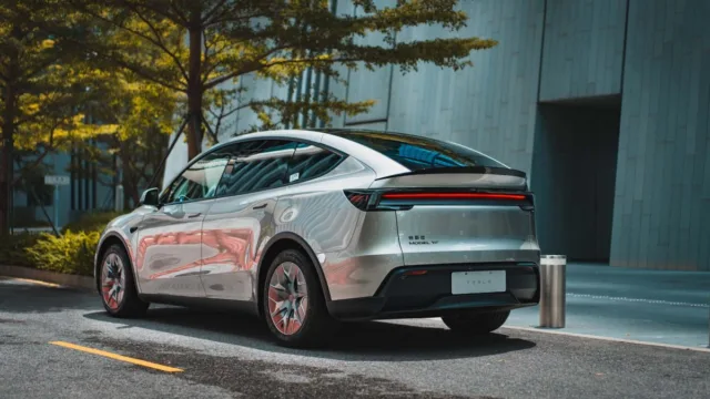 Tesla China Posts Best Sales Week of Q3 With 14,300 Units Registered