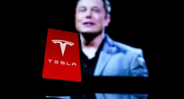 Tesla Faces Challenges: Discrepancies in Delivery Estimates and Chinese Market Struggles Lead to Sell Rating