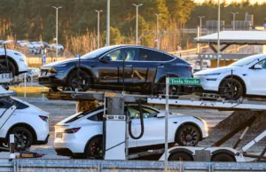 Tesla stock drops after Europe sales collapse over 20% in August Tesla stock drops after Europe sales collapse over 20% in August