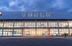 Tesla Sued by Customers in China Over FSD Promises: Report Tesla Sued by Customers in China Over FSD Promises: Report