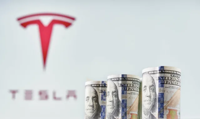 Tesla TSLA Stock Up 8% Weekly on Robust Q3 Delivery Forecasts and Insider Buying