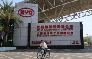 Buffett ends 17-year bet on BYD, shifts Berkshire focus from China to Japan Buffett ends 17-year bet on BYD, shifts Berkshire focus from China to Japan