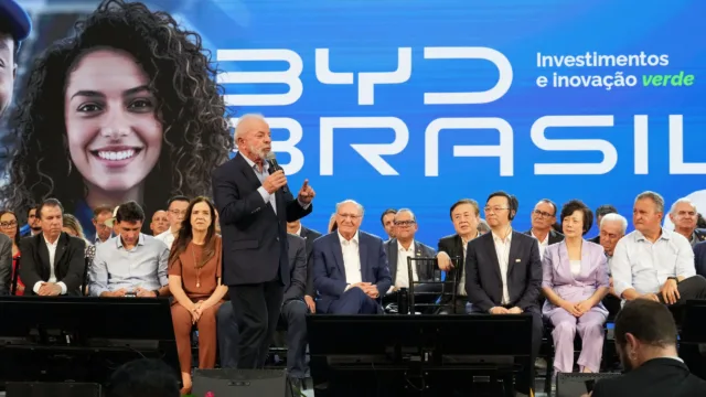 BYD Delivers Its 14 Millionth NEV to Brazilian President Lula da Silva BYD Delivers Its 14 Millionth NEV to Brazilian President Lula da Silva