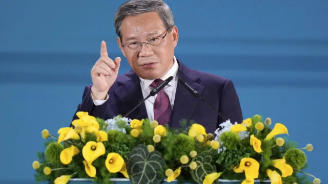China's premier urges tighter price oversight as deflation pressures squeeze economy China's premier urges tighter price oversight as deflation pressures squeeze economy