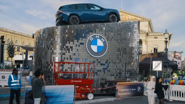 German Leaders and Auto Chiefs Team Up in Push to Relax Emissions Rules