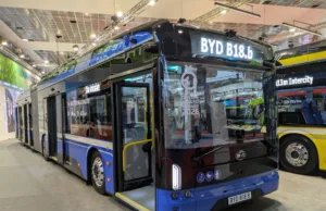 IN PICTURES: BYD Presents Articulated B18.b Electric Bus at Busworld IN PICTURES: BYD Presents Articulated B18.b Electric Bus at Busworld