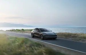 Tesla Model 3 Refresh with Turn Signal Stalk Arrives at China Showrooms Tesla Model 3 Refresh with Turn Signal Stalk Arrives at China Showrooms