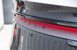 Tesla to launch ultra-long range Model Y thanks to new battery Tesla to launch ultra-long range Model Y thanks to new battery