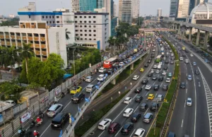 The Global EV Shift: The Role of China and Industrial Policy in Emerging Economies The Global EV Shift: The Role of China and Industrial Policy in Emerging Economies