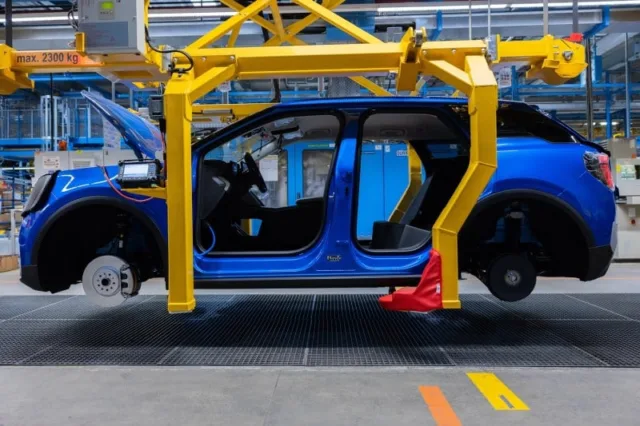 American Automakers Need Chinese Batteries American Automakers Need Chinese Batteries