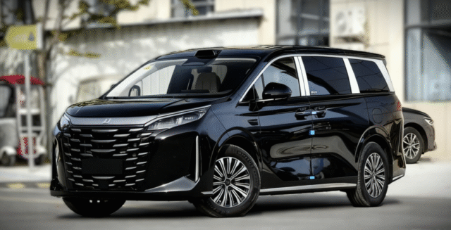 BYD launches 2026 M9 MPV with 1,163 km range, from 27,500 USD in China