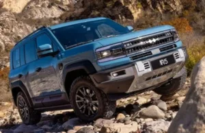 BYD Leopard 5 proves its worth as an off-roader with a 45-degree incline climb BYD Leopard 5 proves its worth as an off-roader with a 45-degree incline climb