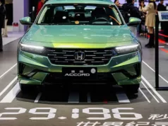 China buyers at auto show downplay Tokyo tensions China buyers at auto show downplay Tokyo tensions