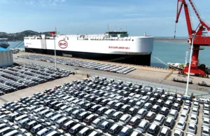 Chinese Carmakers BYD, Geely Target More Than 50% Growth in Overseas Markets Next Year Chinese Carmakers BYD, Geely Target More Than 50% Growth in Overseas Markets Next Year