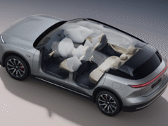 Nio marks 300,000 ES6 sales with special edition SUV starting at 34,000 USD, with battery rental in China Nio marks 300,000 ES6 sales with special edition SUV starting at 34,000 USD, with battery rental in China