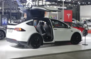 Tesla asks suppliers to exclude China-made parts from producing US cars, report says Tesla asks suppliers to exclude China-made parts from producing US cars, report says