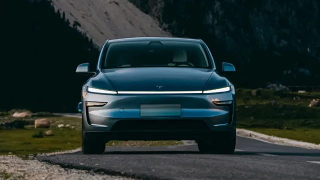 Tesla China wholesale sales fell to 61,497 units in October, down by 32.3% MoM