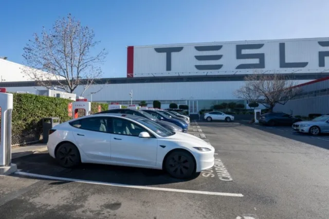 Tesla Wants To Shift Away From China-Made Components For US Cars: Report Tesla Wants To Shift Away From China-Made Components For US Cars: Report