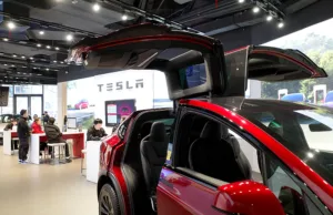 Tesla’s China Sales Plunge to Three-Year Low in October Amid Stiff Competition Tesla’s China Sales Plunge to Three-Year Low in October Amid Stiff Competition